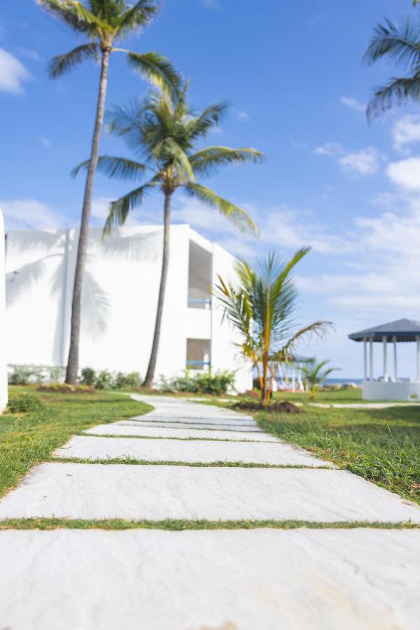 Oceanblue Hotel
